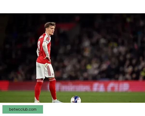 阿森纳崩盘13天丢2冠 塔帅44岁失误难掩4冠王梦碎